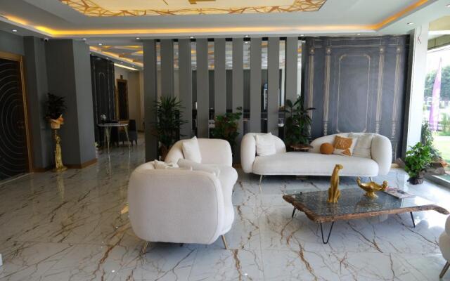 Dorel The Hotel