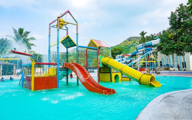 Fabhotel Lotus Resort