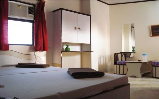 Hotel Daawat Palace