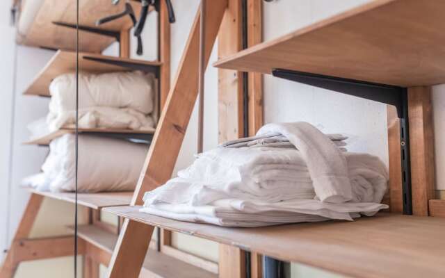 Commerciale 40 The House of Sailor