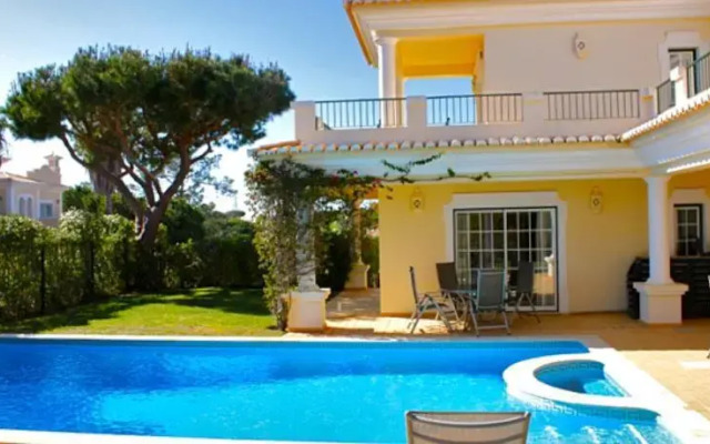 Akisol Vale do Lobo Beach