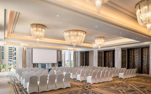 Wyndham Grand Doha West Bay Beach