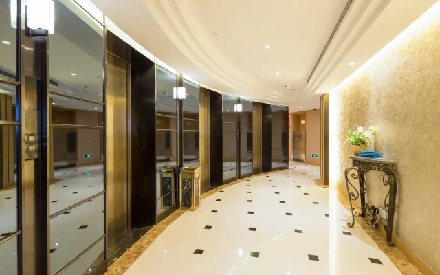 Pearl Hotel