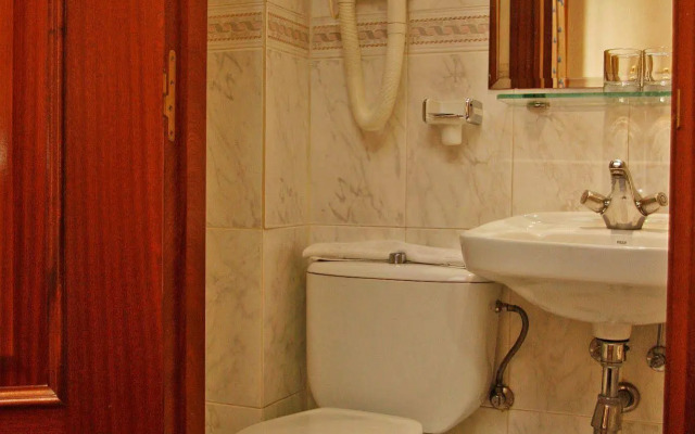 Hostal Victoria III