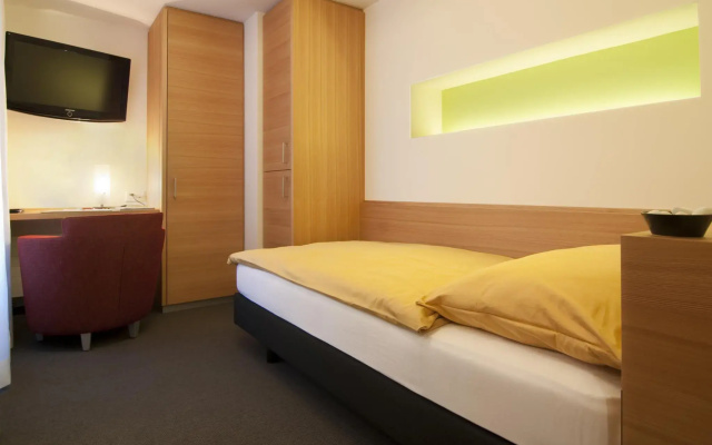 Hotel Simi