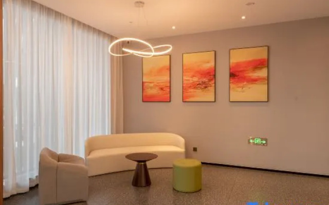 Qingmu Platinum Hotel