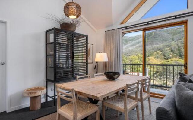 Snowgoose Apartments