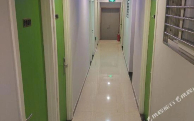 Zhonghe Fengyuan Hotel