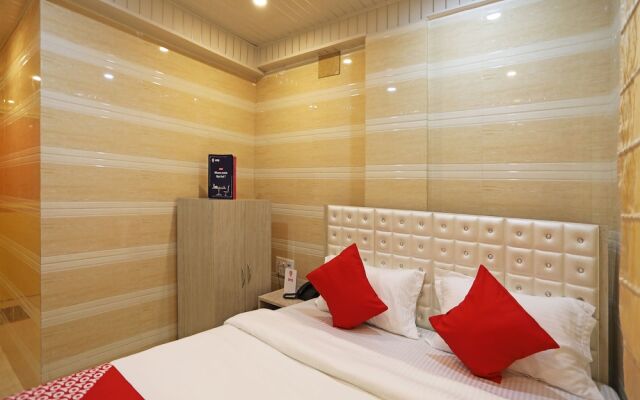 OYO 14373 Shree Krishna Hotel