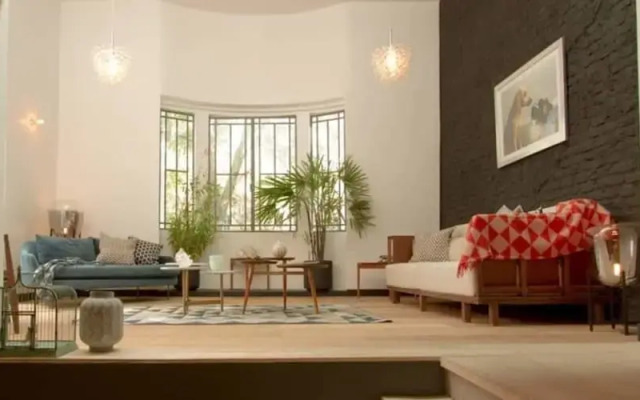 Unique Roma Town House by Mr.W