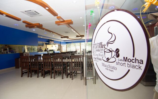 Hotel Dine & Dream