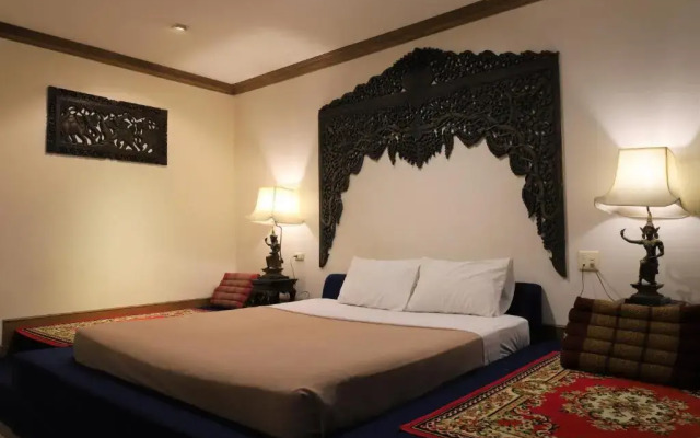 Right Spot Inn Hotel