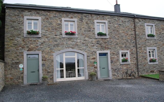House With 4 Bedrooms in Bertrix, With Enclosed Garden and Wifi