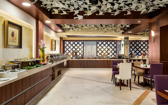 Ramada By Wyndham Dammam Khaleej Road