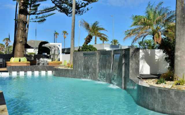 Peninsula All-Suite Hotel by Dream Resorts