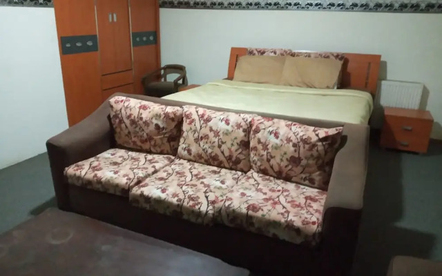 Seleen Hotel Suites