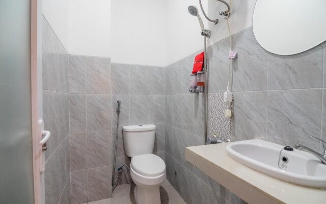 RedDoorz Syariah near Stasiun Kota Bogor