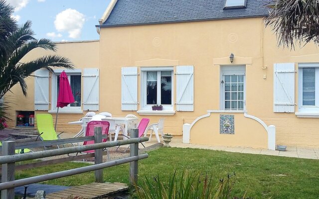 House With 3 Bedrooms in Cléder, With Enclosed Garden and Wifi - 500 m