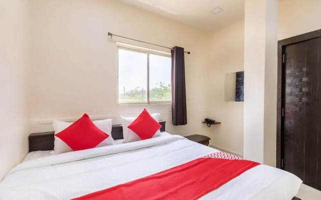 Hotel Lake City Pride  by OYO Rooms