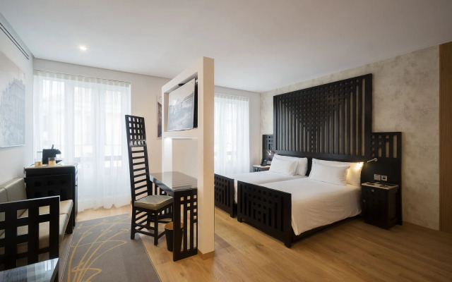 ICON Casona 1900 by Petit Palace