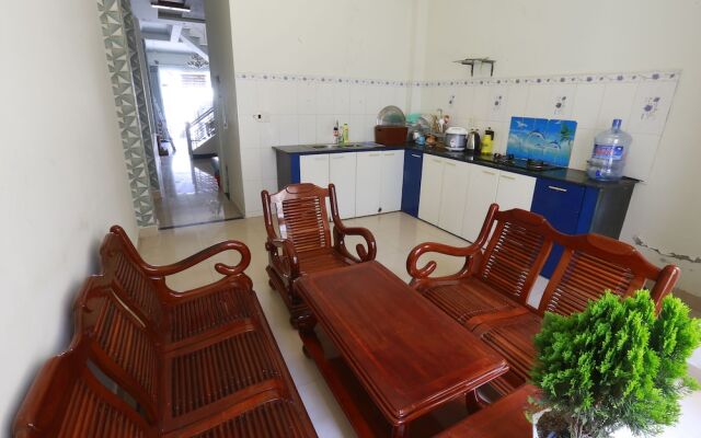 Santi Homestay DaNang