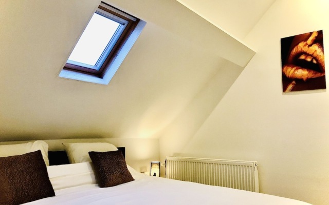 Chic Holiday Home in Nieuwpoort With Whirlpool