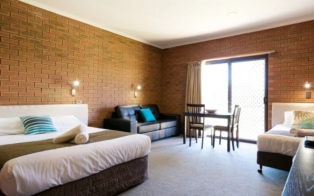 Ashleigh Court Motor Inn