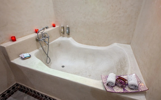 Riad Salman