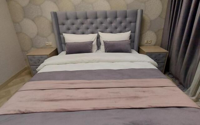 5-star apartment on 1A Shamil Dzhikaev Street