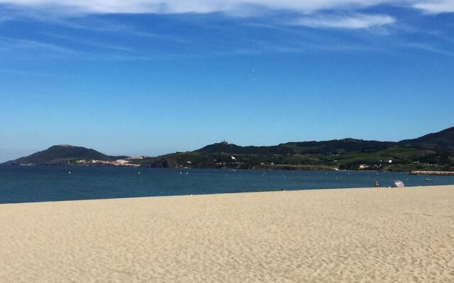 Apartment With one Bedroom in Argelès-sur-mer, With Wonderful Mountain
