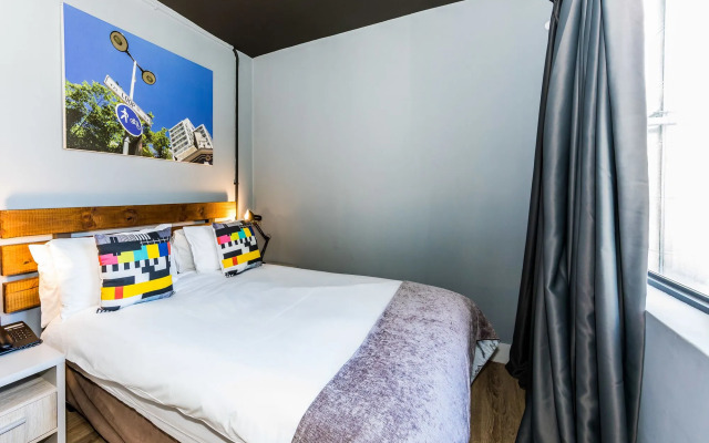 Neighbourgood Castle