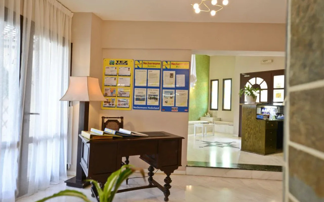 Eva Studios & Apartments