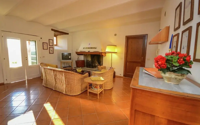 Sprawling Villa With Breathtaking Views In Emilia-Romagna