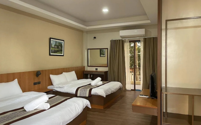 Sarojus Farmview Hotel