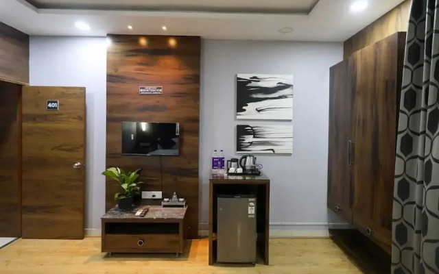 Hotel Grand View - Pimple Saudagar