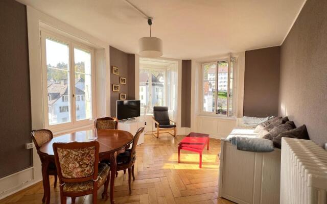 Le Locle : bel appartement chaleureux