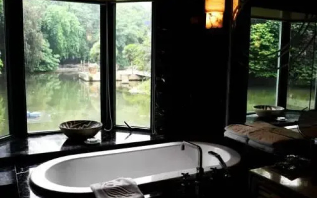 Yufu Guodu Hotsprings Hotel