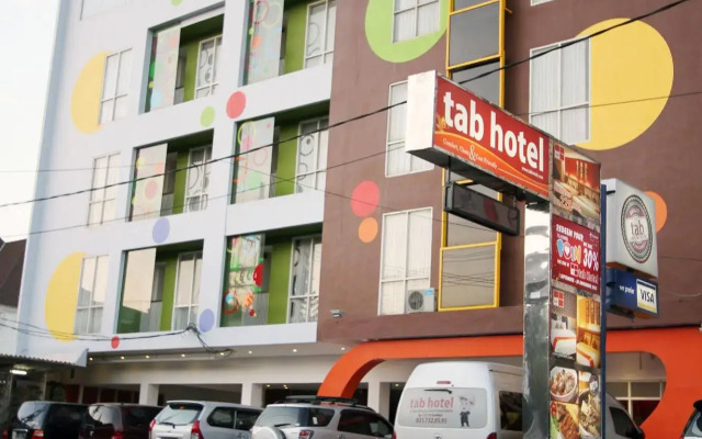 Tab Hotel
