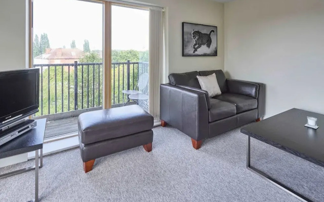 Host Stay Newport House Apartment
