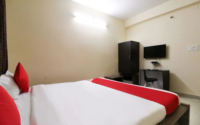 Oyo 43835 Imperial Stays