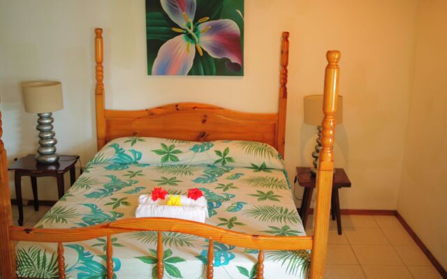 Beau Vallon Bungalows