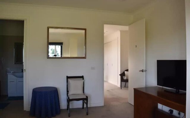 Labertouche Gypsy Creek Winery