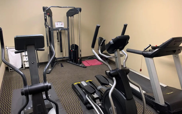 Elevation Inn & Suites, Trademark Collection by Wyndham