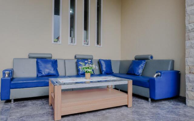 OYO 1024 Palem Asri Residence Syariah