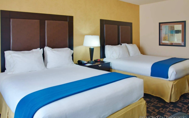 Holiday Inn Express Hotel & Suites Huntsville by IHG