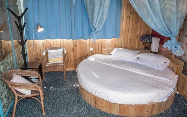 Yangshuo Imperial City Hotel