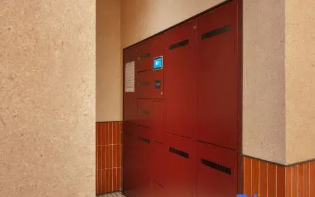 Hello Hotel（Wuhan skp Chuhehanjie Branch)