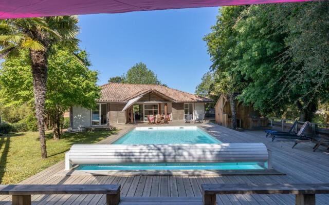 Care Villa T4 avec piscine