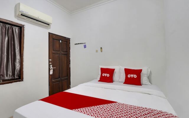 OYO 91082 Nathania Exclusive