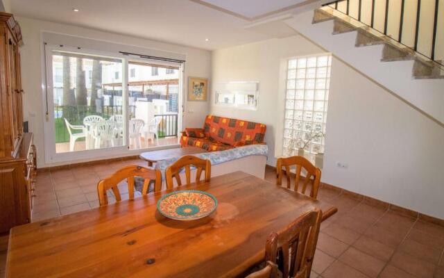 ADOSADO con jardin y piscina PALM BEACH 102 ALBERT VILLAS